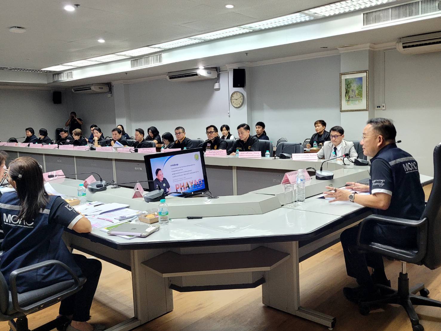 title - หัวหน้าผู้ตรวจราชการ ส.ป.ก. เข้าร่วมประชุมตรวจติดตามความก้าวหน้าผลการดำเนินงานตามแผนการตรวจราชการของผู้ตรวจราชการกระทรวงเกษตรและสหกรณ์ ประจำปีงบประมาณ พ.ศ. 2569 รอบที่ 2 จังหวัดพะเยา